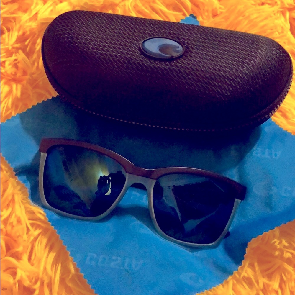 Costa Women's Matte Brown Frame Blue Mirror Lens Sunglasses